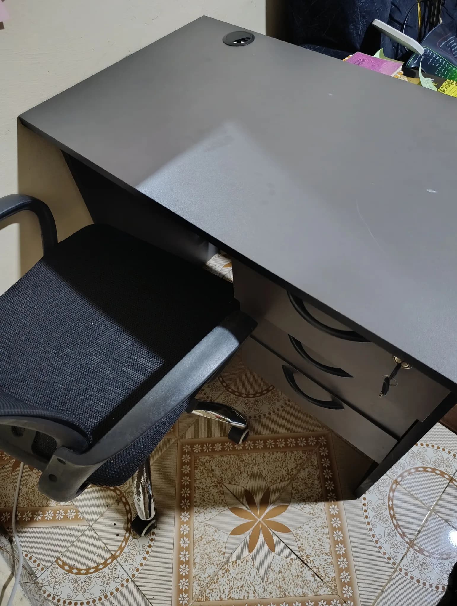 Office Desk and chair — Nakuru